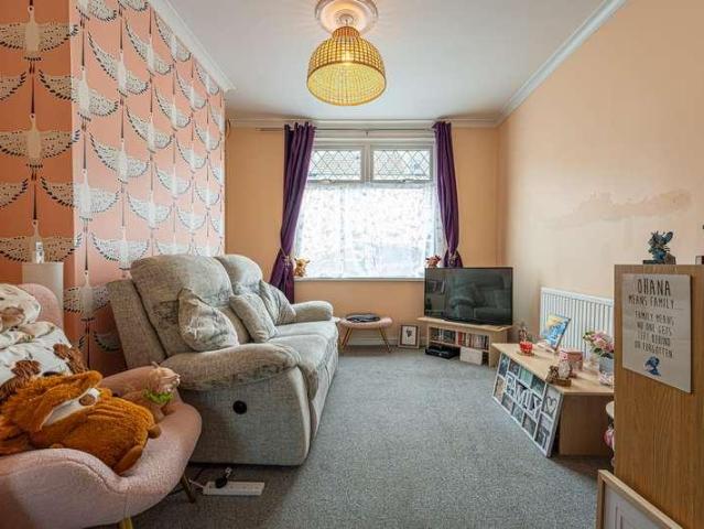 House for sale in Somerton, Newport