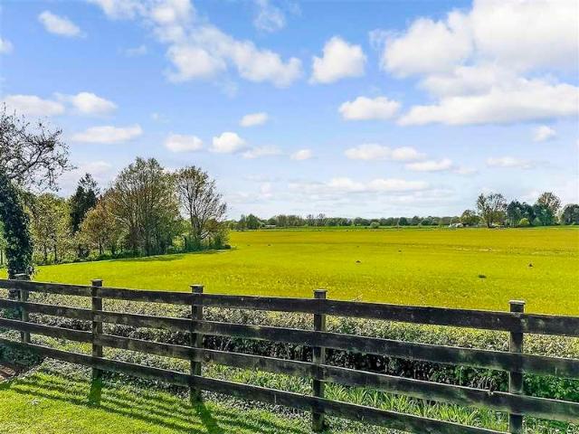 House for sale in Midway, Kent