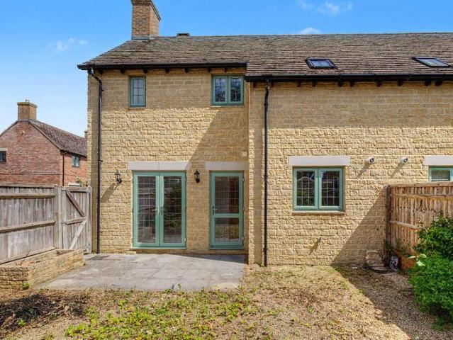 House for sale in Black Bourton, Oxfordshire