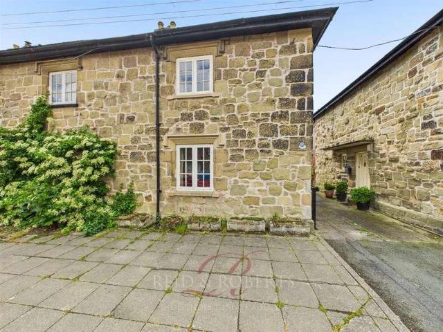House for sale in Clwyd