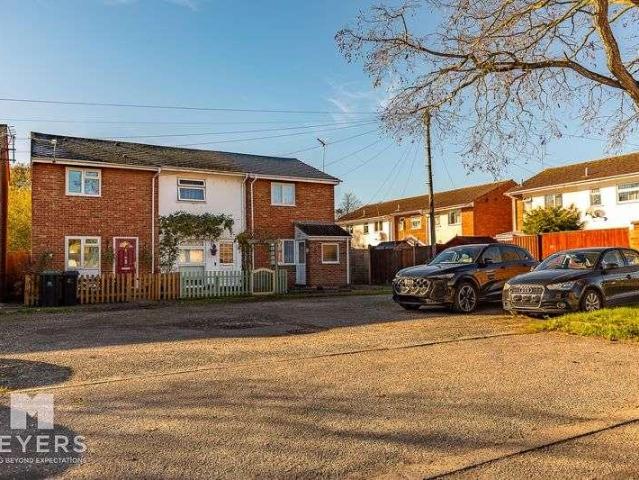House for sale in Burton and Winkton, Burton