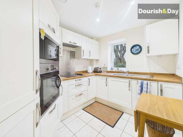 House for sale in Baswich, Staffordshire