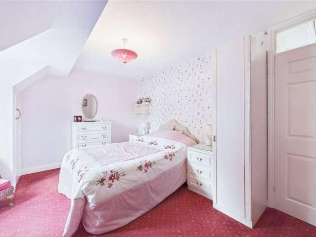 House for sale in Upper Woolhampton, Woolhampton
