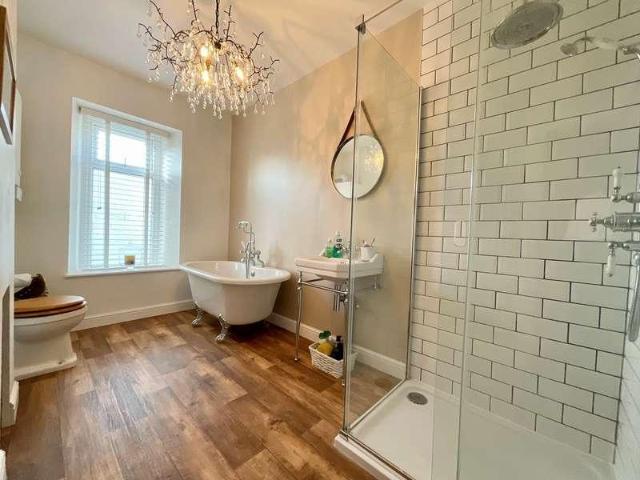 House for sale in Allt-yr-yn, Wales