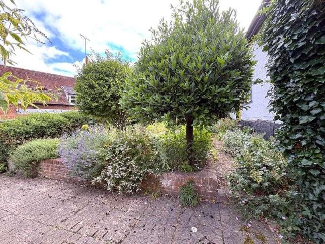 House for sale in Chipping Hill, Essex