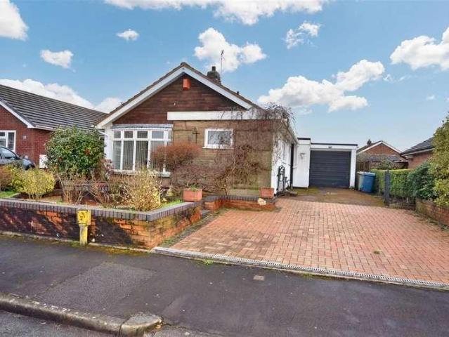 House for sale in Stone, Baswich
