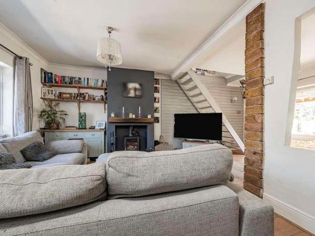 House for sale in Denham