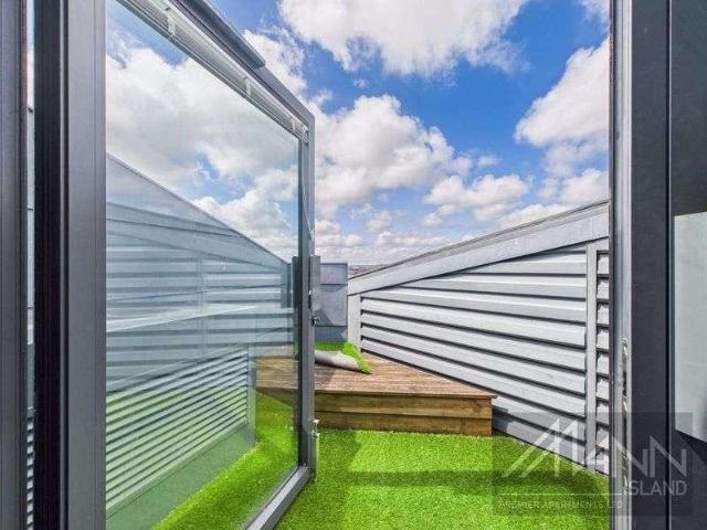 House for sale in Cavern Quarter, Calderstones