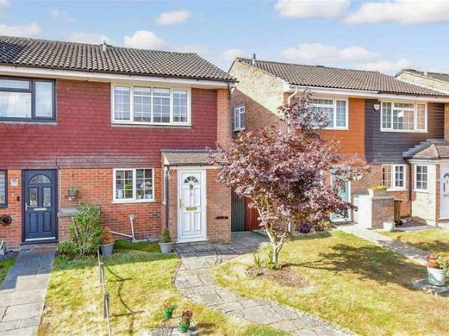 House for sale in Chatham