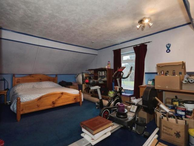 House for sale in Loundsley Green, East Midlands