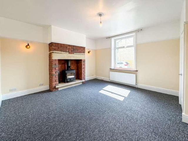House for sale in Holme Valley, Honley