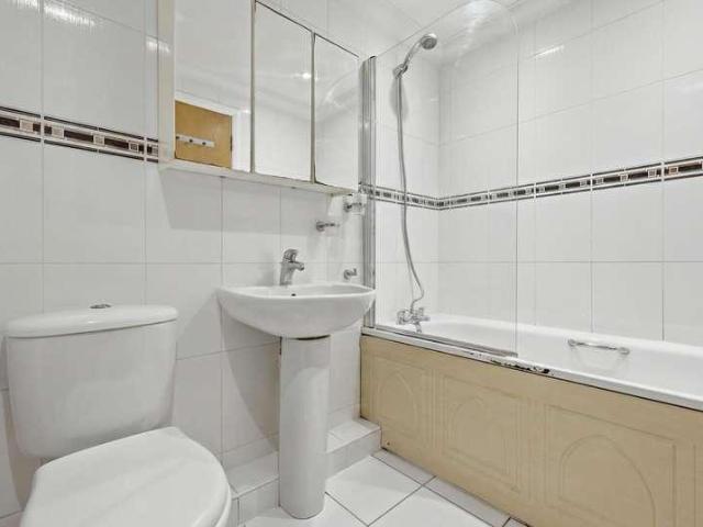 House for sale in Greater London