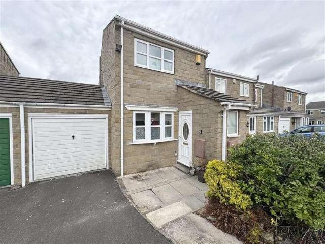 House for sale in Skelmanthorpe, West Yorkshire