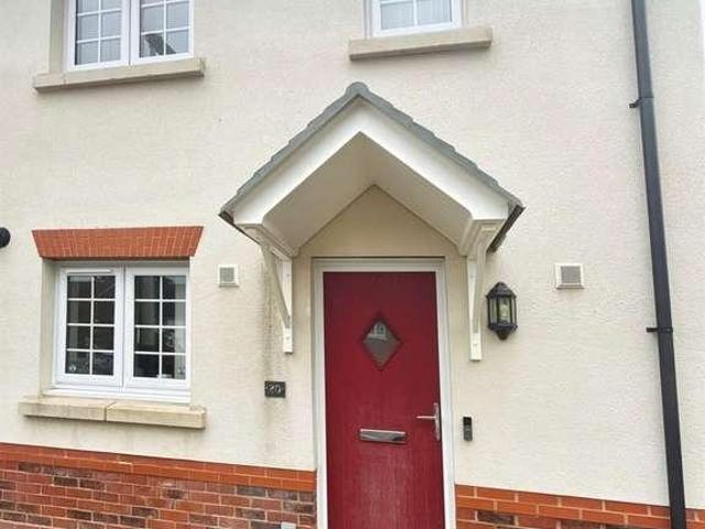 House for sale in Crumlin, Wales