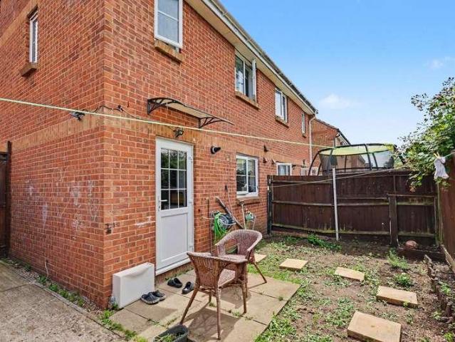 House for sale in Enfield Lock, Greater London