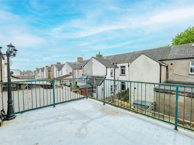 House for sale in Gibbonsdown, Barry