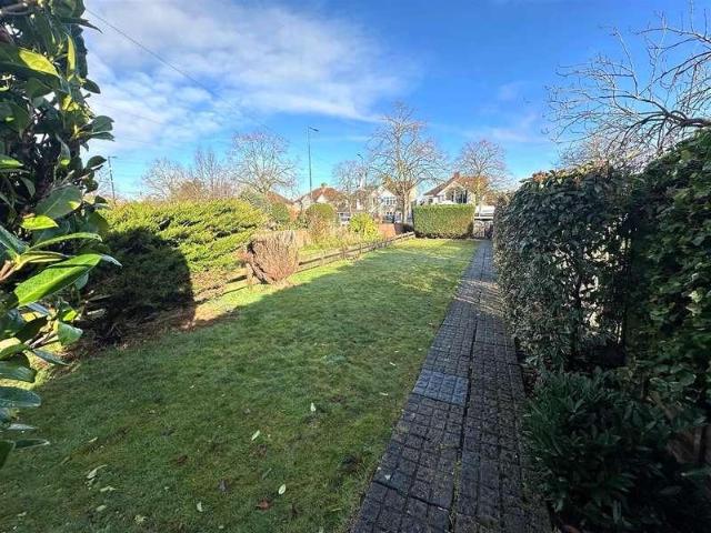 House for sale in London Borough of Hounslow, Hanworth