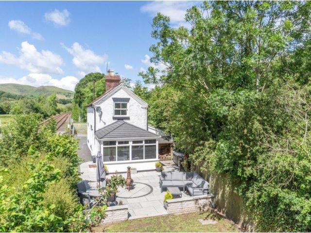 House for sale in Acton Scott, Shropshire