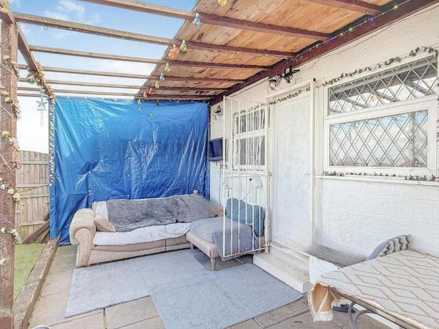 House for sale in Pudsey, West Yorkshire