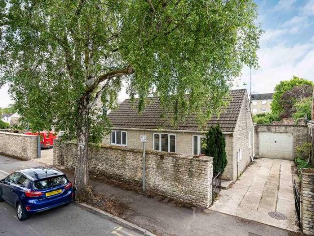 House for sale in Chesterton, Fossebridge