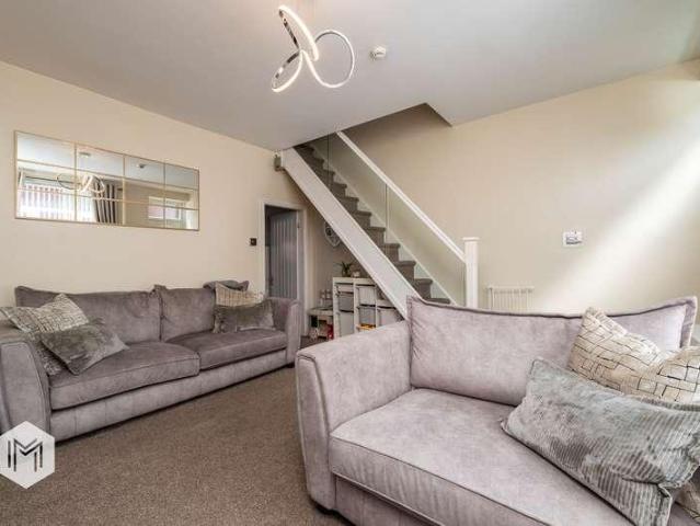 House for sale in Moses Gate, Lee Bank