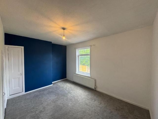 House for sale in Hollinhirst, Allerton Bywater