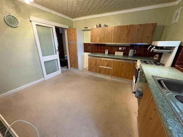 House for sale in Westwood Park, Queensbury