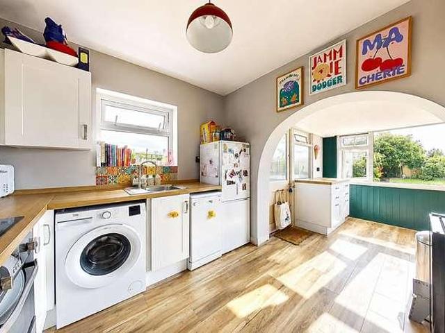 House for sale in Studd Hill, The Bridge