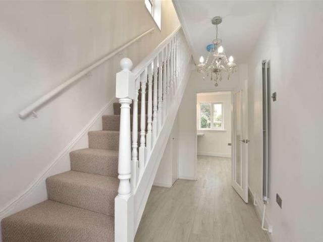 House for sale in Dagenham, Barking And Dagenham