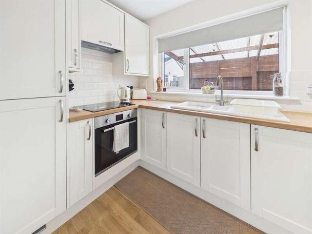 House for sale in Black Bourton, Oxfordshire