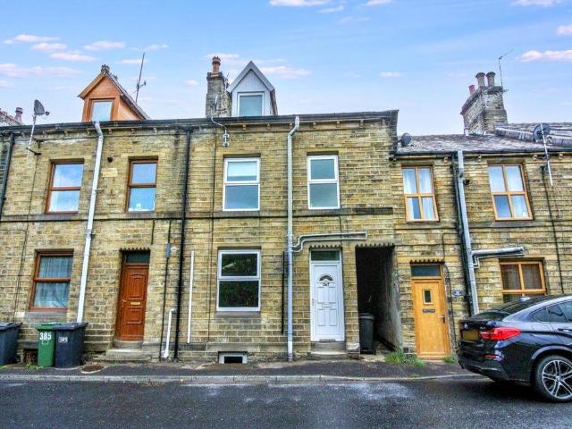 House for sale in Holme Valley, Brockholes