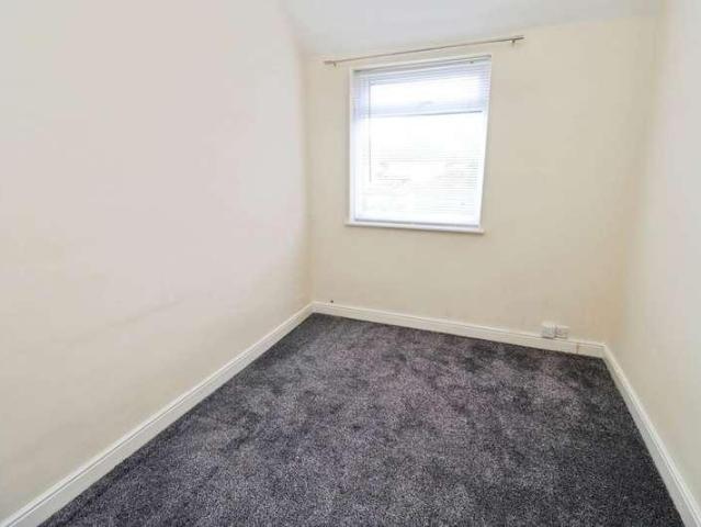 House for sale in Bromborough Pool, New Ferry