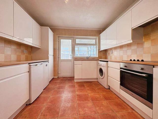 House for sale in Wapley, Dodington