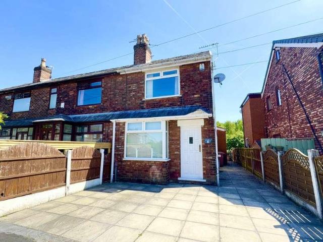 House for sale in Carr Mill, St Helens