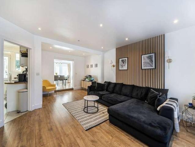 House for sale in Greater London