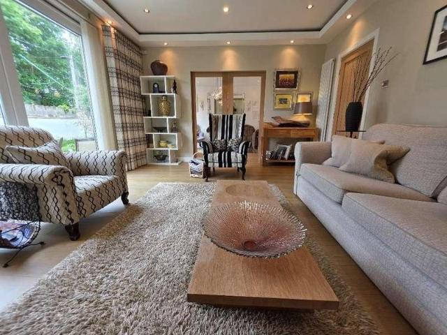 House for sale in Colshaw Farm, Wilmslow
