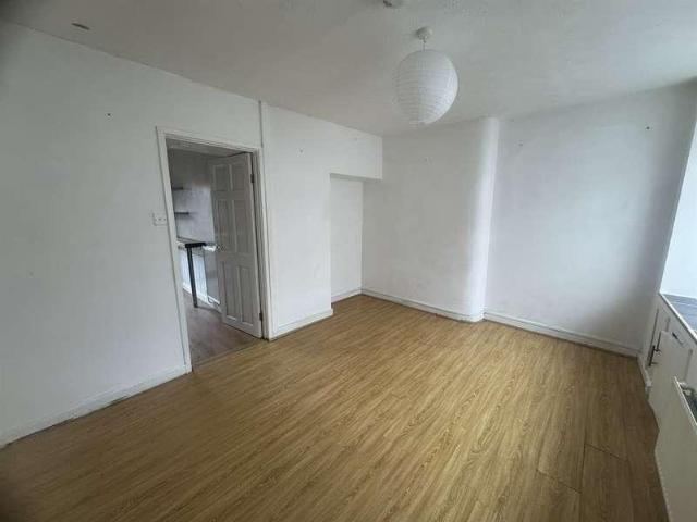 House for sale in Llanbadoc, Wales