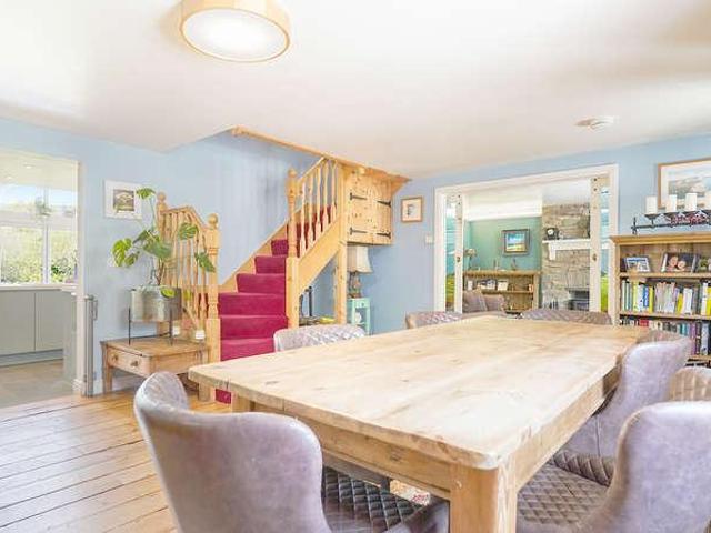 House for sale in Llansteffan, Llanybri