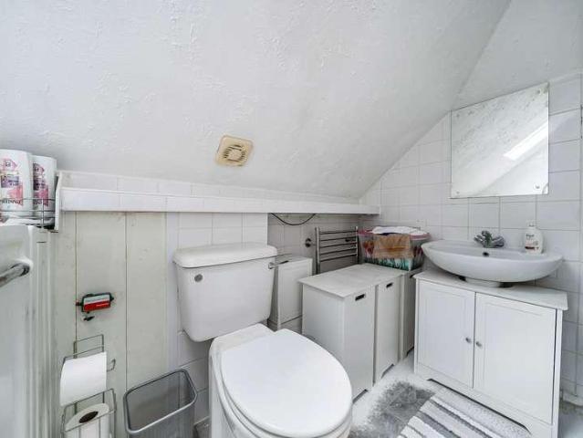 House for sale in Meath Green, Reigate and Banstead
