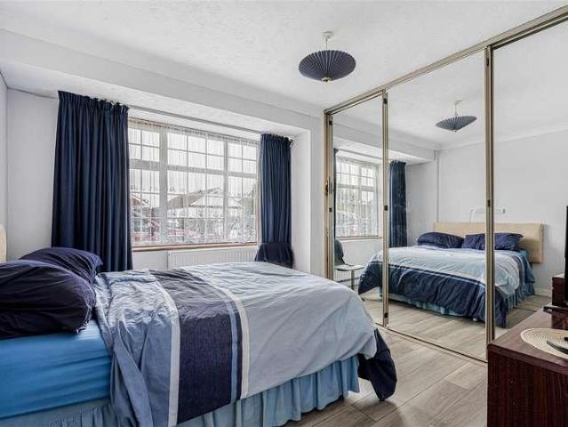 House for sale in Cippenham, Slough