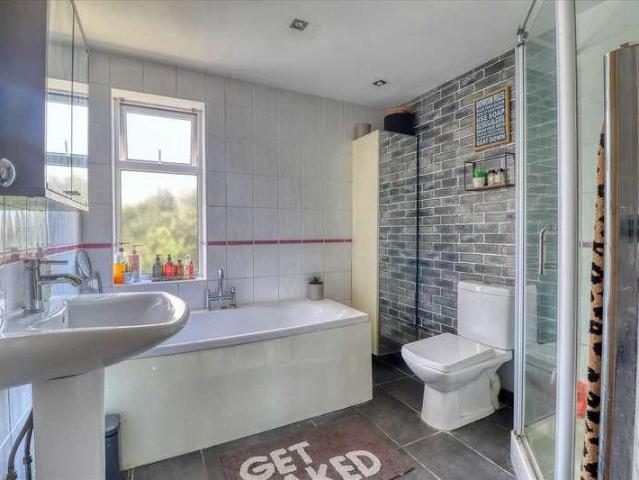 House for sale in Frinton and Walton, Dale Hill
