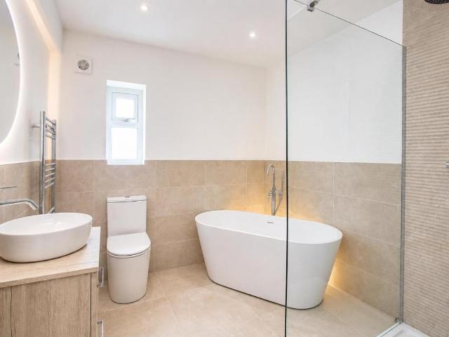 House for sale in Knowle Fold, Darwen