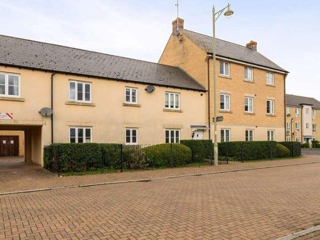 House for sale in Black Bourton, Oxfordshire