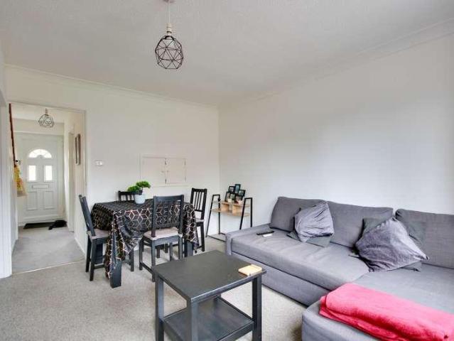 House for sale in Townhill Park, Southampton
