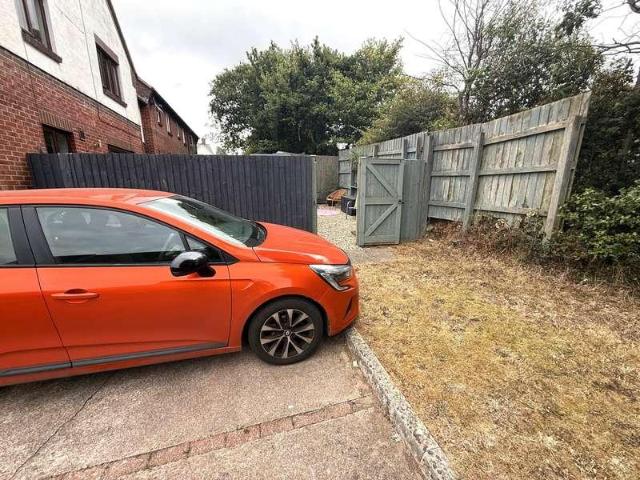 House for sale in Brixington, Budlake
