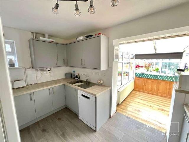 House for sale in Highcliffe