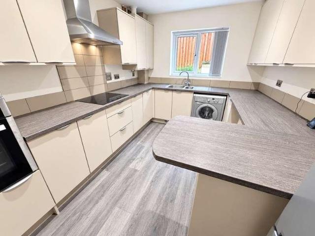 House for sale in Dunns Bank, Quarry Bank