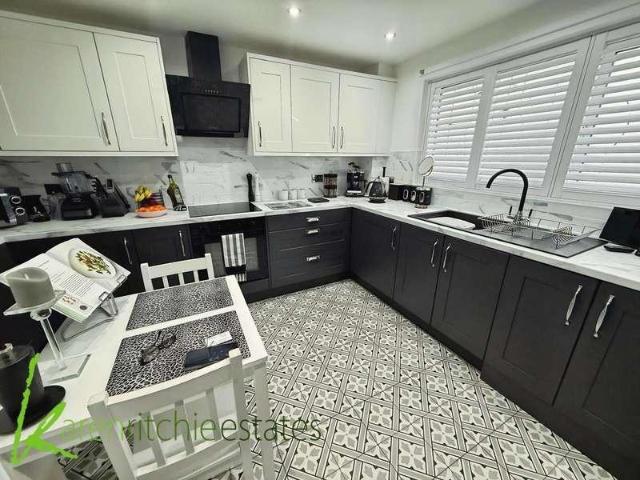 House for sale in Brownlow Fold, Bolton