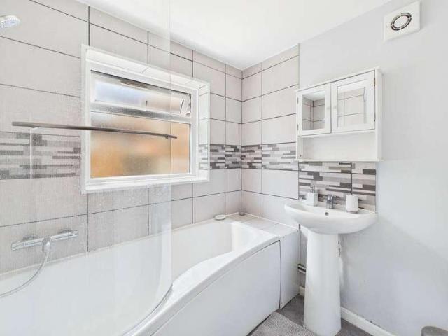 House for sale in West Worthing, Worthing