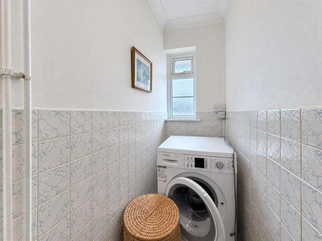 House for sale in Upperton, Eastbourne